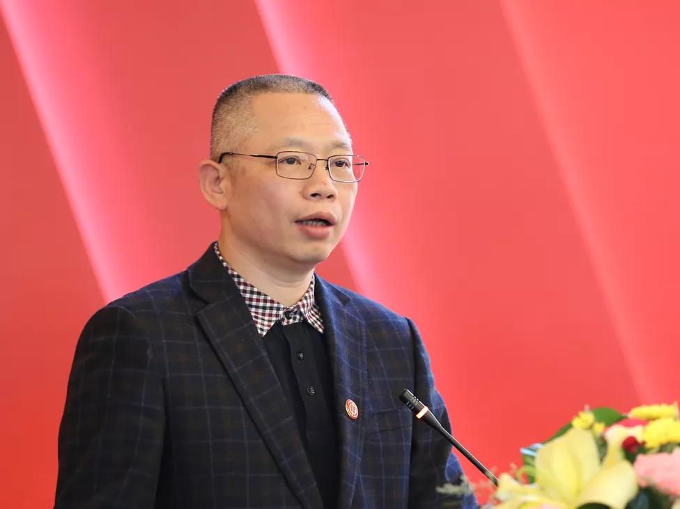 党委委员、党政办主任丘海轶.jpg 党委委员、党政办主任丘海轶.jpg