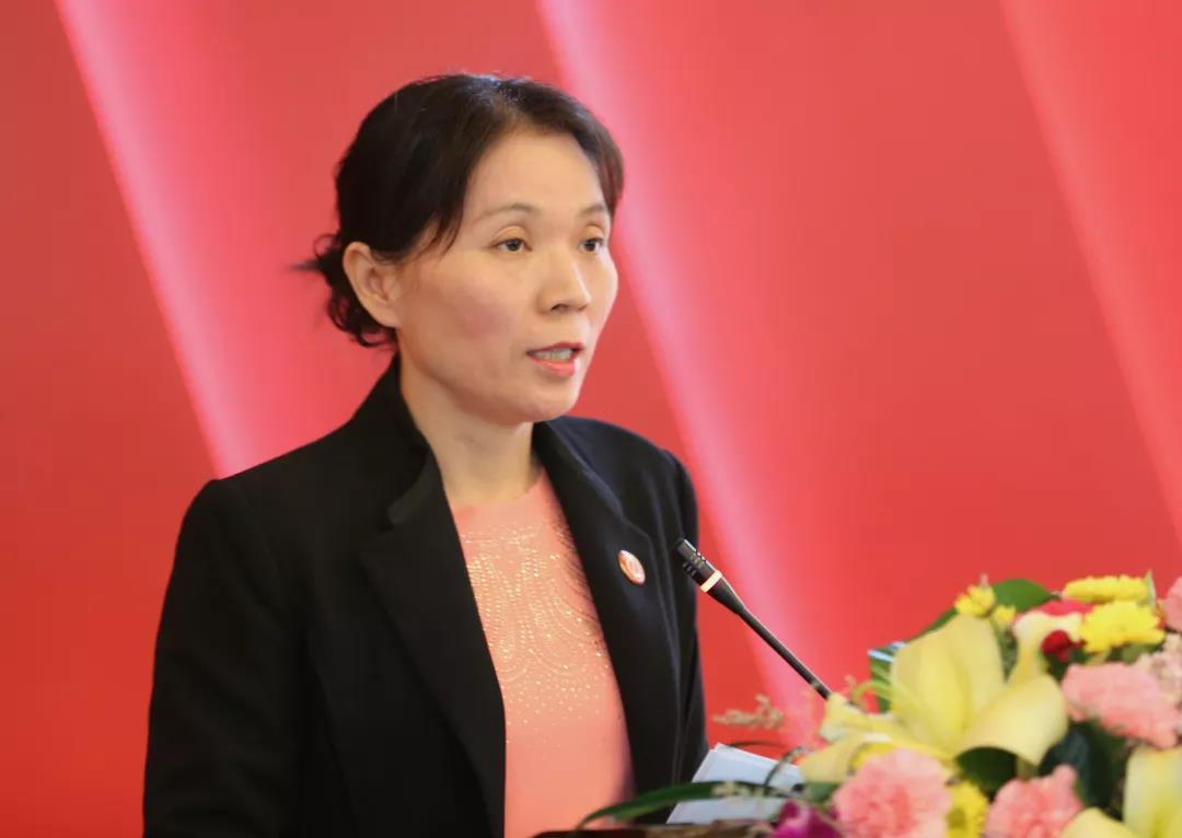 总会计师谢志兰.jpg 总会计师谢志兰.jpg