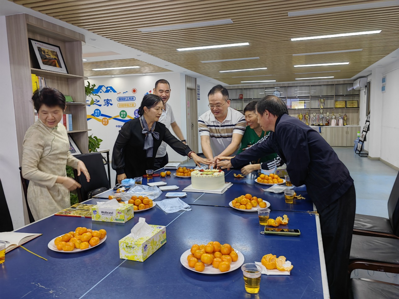 G:\微信文件\WeChat Files\woshiaikugui0728\FileStorage\Temp\60c70e446885c374cd2fce6d8670f34.jpg