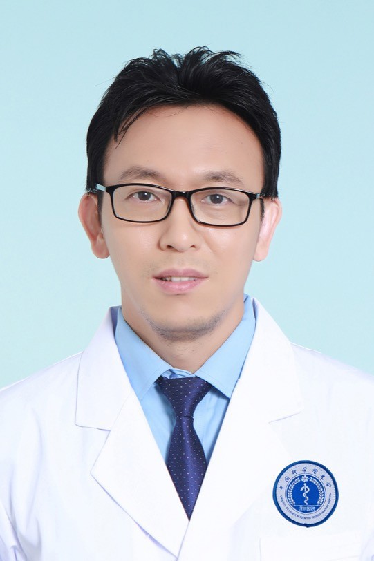 副主任医师 王心吉