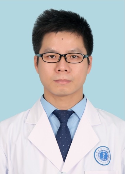 主治医师 罗召奂